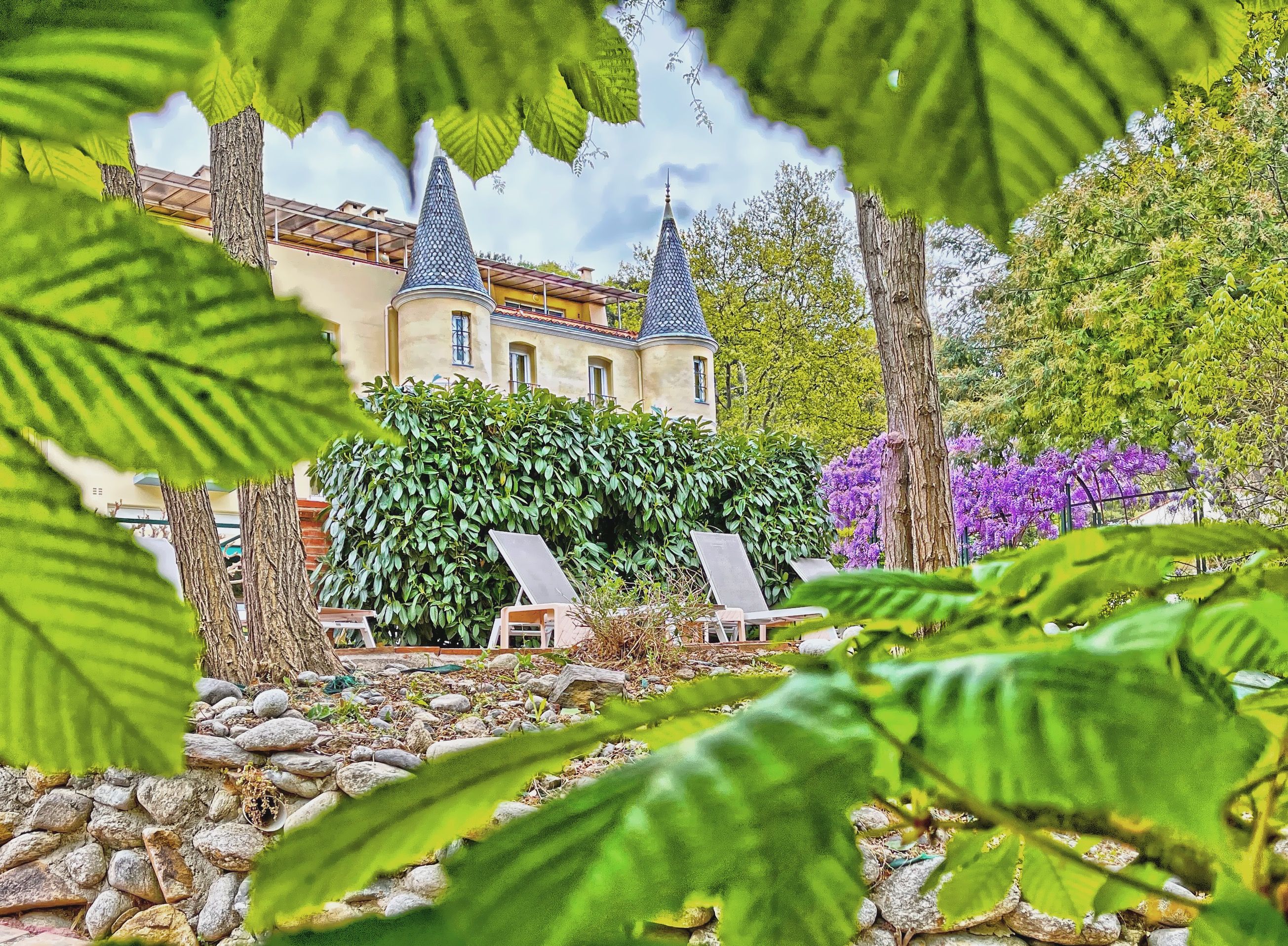 Appart'Hôtel Castel Émeraude
