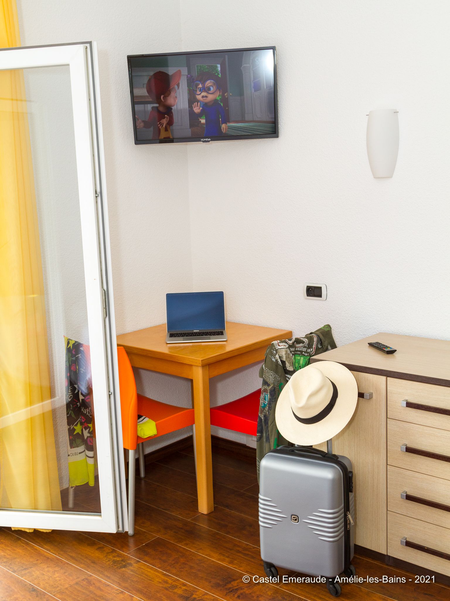 Studio cote riviere balcon 2